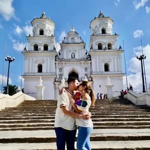 Meet your Posher, Claudya